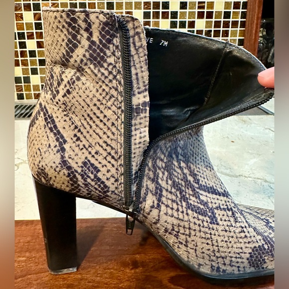Maripe! Ankle Zip Boot/Eve/Leather Snakeskin/Size-7 - Picture 9 of 16